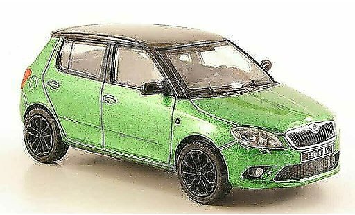 Skoda Fabia RS 1/43 Abrex II verte avec noireem toit et Felgen 2010 miniature