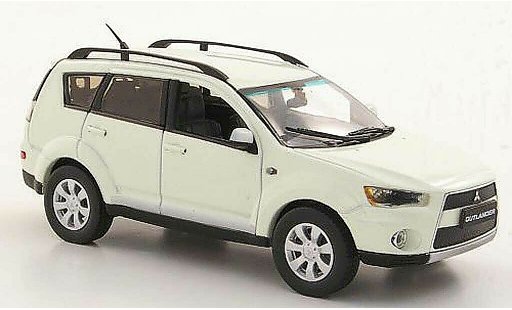 Mitsubishi Outlander Base 1/43 Vitesse blanche 2010 miniature