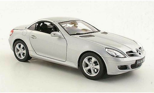 Mercedes Classe SLK Base 1/18 Welly 350 (R171) grise metallisee 2004 miniature