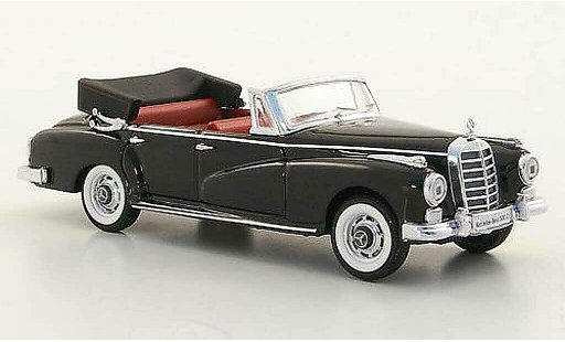 Mercedes 300 Cabriolet 1/43 Rio (W 189) noire 1958 miniature