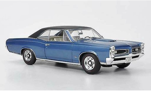 Pontiac GTO Hardtop 1/18 Highway 61 bleu/mat noire 1966 miniature