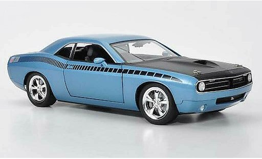 Plymouth Cuda Concept 1/18 Highway 61 AAR bleu/mat noire avec Dekoration miniature