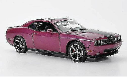 Dodge Challenger 2010 1/18 Highway 61 SRT8 lila/mat noire miniature
