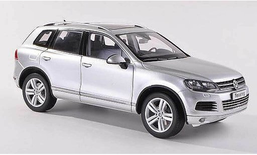 Volkswagen Touareg Base 1/43 Kyosho V6 TSI d 2010 miniature