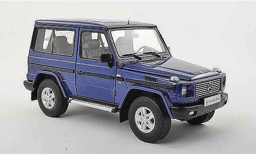 Mercedes Classe G SWB 1/18 Autoart noire-bleu 1998 miniature