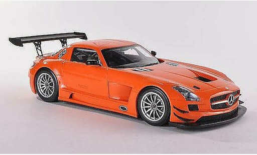 Mercedes SLS GT3 1/18 Minichamps AMG Street orange 2011 miniature