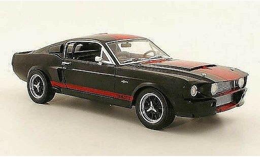 Shelby GT 500 Base 1/18 Shelby Collectibles Super Snake noire/rouge miniature