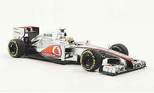 Mercedes CLA 2012 1/43 Minichamps Mercedes MP4-27 No.4 Vodafone L.Hamilton saison miniature