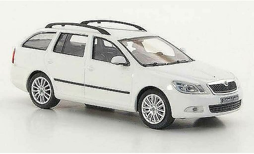 Skoda Octavia Combi 1/43 Abrex blanche 2008 miniature