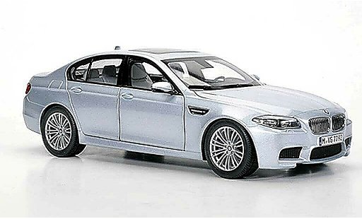 Bmw M5 berline 1/18 Paragon F10 grise metallisee bleu 2012 miniature
