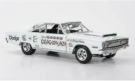 Dodge Coronet 1967 1/18 Highway 61 R/T Dragonlady H.L. + S.Shahan miniature