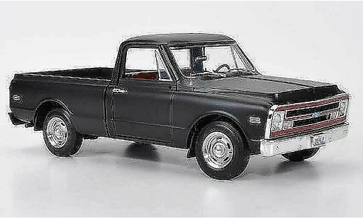 Chevrolet C-10 Pickup 1/18 Highway 61 Fleetside mat noire 1968 miniature