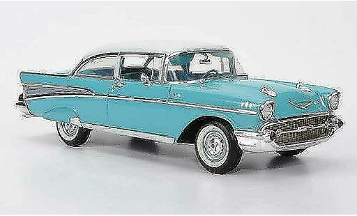 Chevrolet Bel Air Sedan 1/18 Highway 61 1957 grise 2-portes miniature
