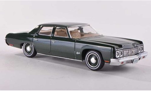Chevrolet Bel Air Coupe 1/18 Premium X 1973 noire-vert miniature
