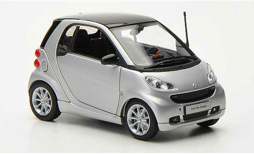 Smart ForTwo Coupe 1/43 Minichamps grisegrise/grise 2010 miniature