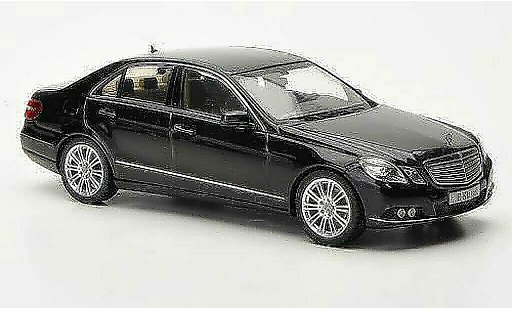 Mercedes Classe E Base 1/43 Schuco (W212) noire Avantgarde 2009 miniature
