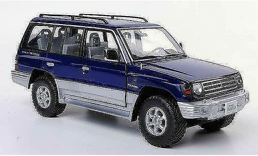 Mitsubishi Pajero Base 1/18 Sun Star 24V V6 3500 bleu/grise 1998 miniature