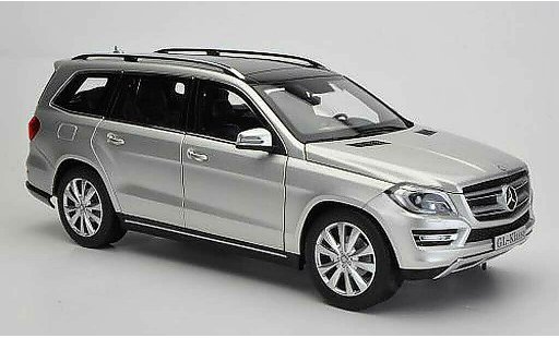 Mercedes Classe GLK Base 1/18 Norev GL-Klasse (X166) grise 2012 miniature