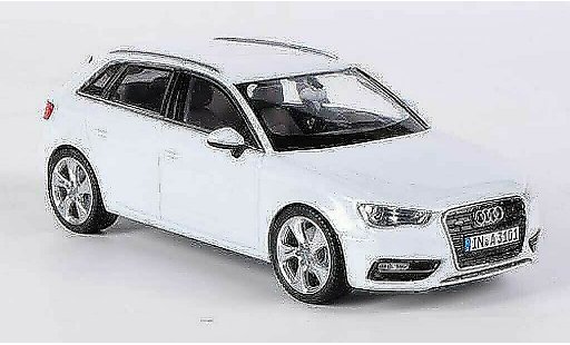 Audi A3 sportback 1/43 Schuco blanche 2012 miniature