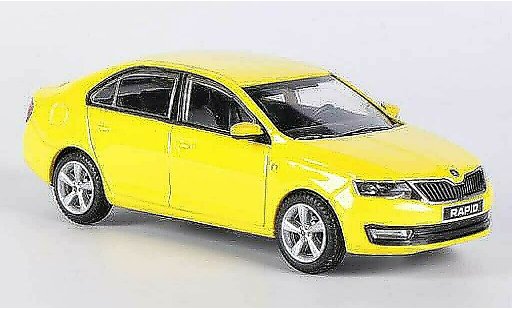Skoda Rapid Base 1/43 Abrex jaune 2012 miniature