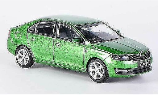 Skoda Rapid Base 1/43 Abrex verte 2012 miniature