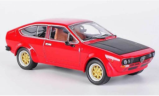 Alfa Romeo Alfetta gtv 2.0 1/43 M4 V Alfetta 2000 rouge/matnoire 1976 miniature