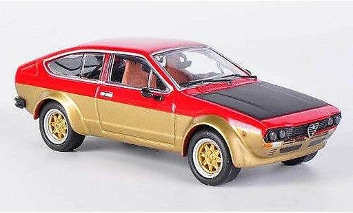 Alfa Romeo Alfetta gtv 2.0 1/43 M4 V Alfetta 2000 rouge/gold/matnoire 1976 miniature