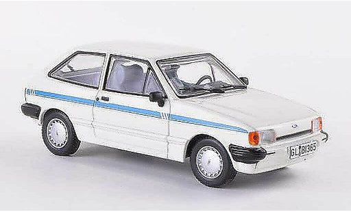 Ford Fiesta Berline 1/43 WhiteBox MKII blanche miniature