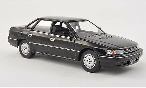 Isuzu Aska CX 1/43 IXO CX noire RHD 1990 miniature