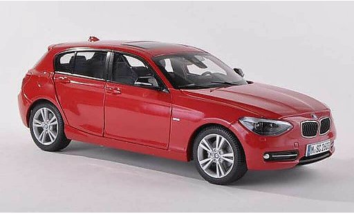 Bmw 120 F20 1/18 Paragon d noire-rouge miniature