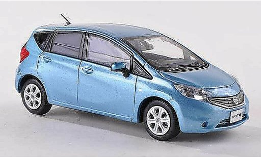 Nissan Note Base 1/43 J Collection clair-bleu RHD 2013 miniature