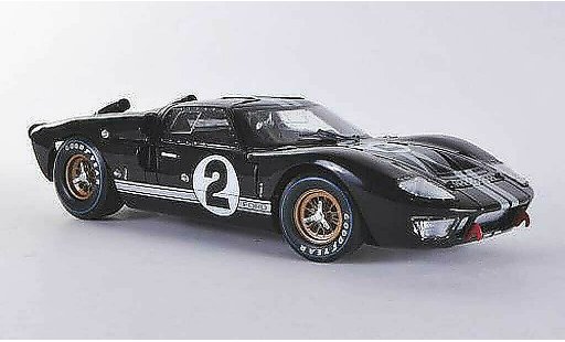 Ford GT40 Mk II 1/18 Shelby Collectibles GT 40 No.2 McLaren/Amon 24h Le Mans 1966 miniature