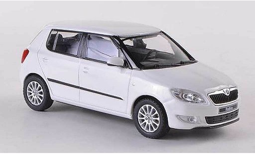 Skoda Fabia II 1/43 Abrex blanche Facelift 2010 miniature
