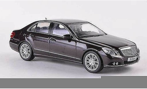 Mercedes Classe E Base 1/43 Schuco (W212) marron 2009 miniature