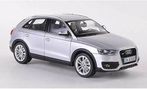 Audi Q3 suv 1/43 Schuco grise 2011 miniature