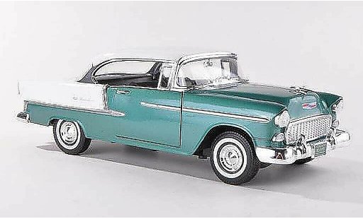 Chevrolet Bel Air Coupe 1/18 Motormax 1955 Hardtop verte/blanche miniature