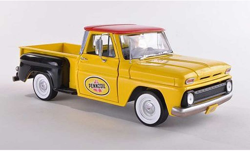 Chevrolet C-10 Pickup 1/18 Greenlight Stepside Pennzoil 1965 miniature