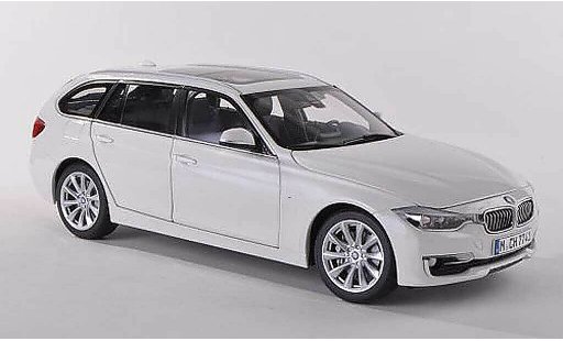 Bmw 330 Touring 1/18 Paragon F31 blanche 2012 miniature