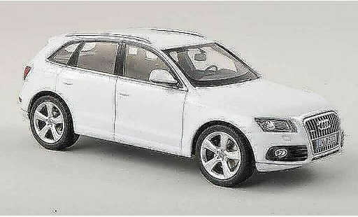 Audi Q5 suv 1/43 Schuco blanche 2013 miniature