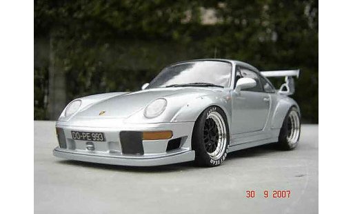 Porsche 911 GT2 1/18 Ut Models evo street grise polaire miniature