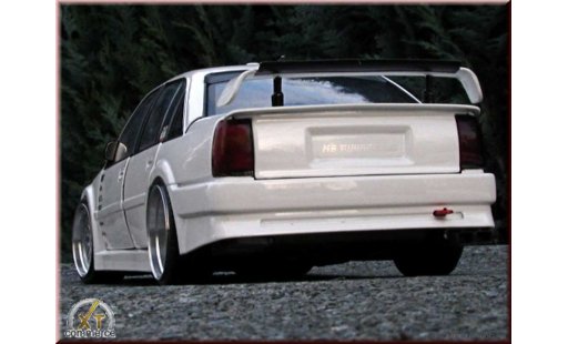 Opel Omega Lotus 1/18 Minichamps 3000 blanche jantes 19 pouces bbs miniature