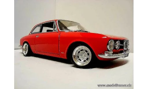 Alfa Romeo 1750 gtv 1/18 Autoart 1967 rouge jantes alu 13 pouces miniature