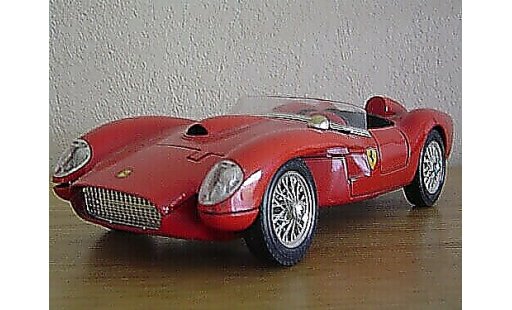 Ferrari 250 TR 1/18 Burago gto rouge miniature