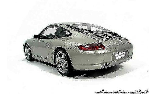 Porsche 911 S 1/18 Autoart Carrera grise polaire miniature