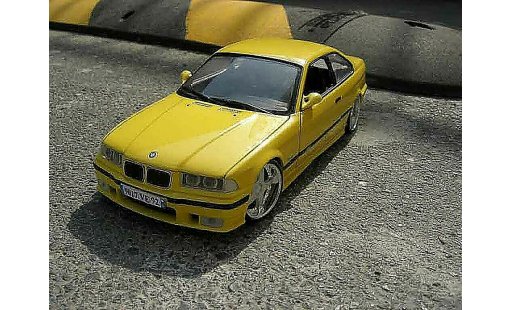 Bmw M3 coupe 1/18 Ut Models E36 jantes jantes racing hart miniature