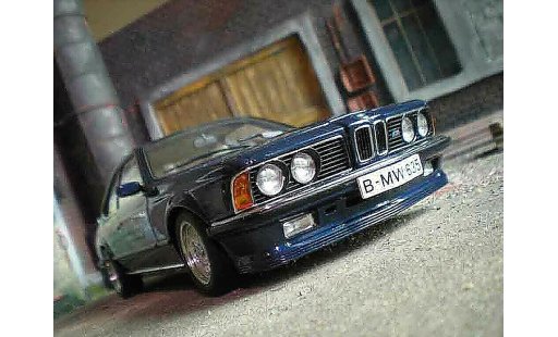 Bmw 635 CSi 1/18 Autoart m bleue m&eacute;tallis&eacute; miniature