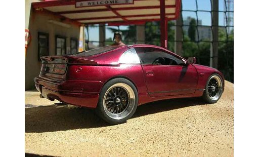 Nissan 300 ZX 1/18 Kyosho rouge miniature