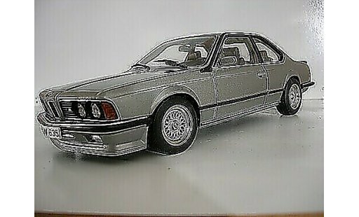 Bmw 635 CSi 1/18 Autoart m shadowline grise miniature