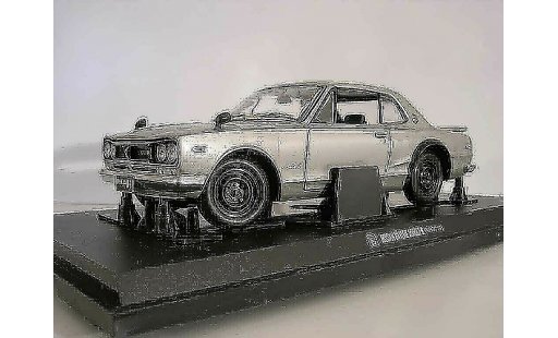 Nissan Skyline 2000 1/18 Kyosho gt-r kpgc 10 grise miniature
