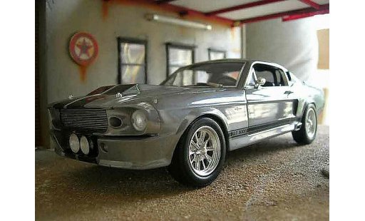 Shelby GT 500 Base 1/18 Shelby Collectibles eleanor miniature